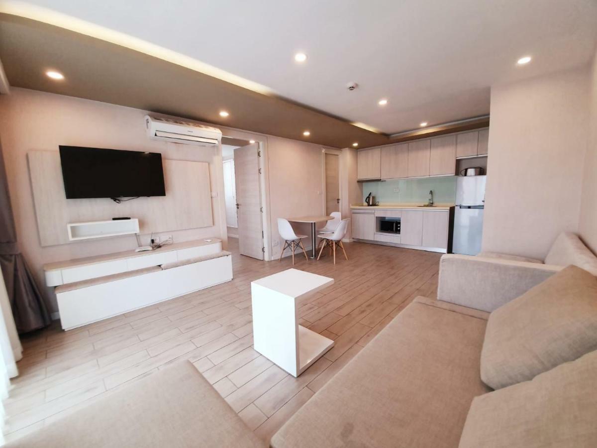 Seven Seas Condo By Dmitrii Pantai Jomtien Luaran gambar