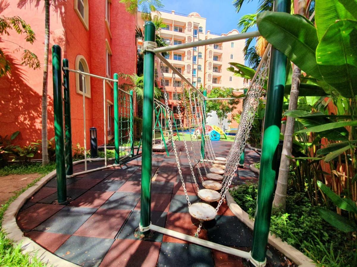 Seven Seas Condo By Dmitrii Pantai Jomtien Luaran gambar