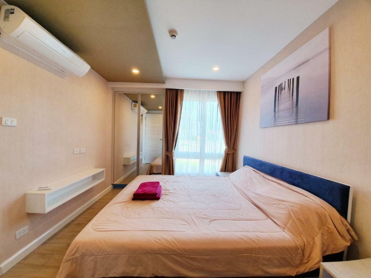 Seven Seas Condo By Dmitrii Pantai Jomtien Luaran gambar